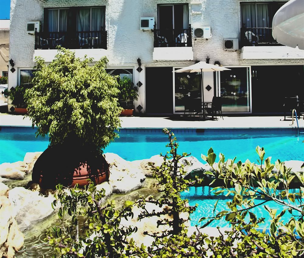 Best Western Plus Larco Hotel Larnaca Exterior photo